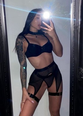 Проститутка Амина